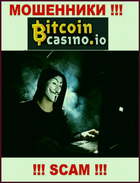 Инфы о лицах, которые управляют BitcoinCasino в сети Интернет найти не получилось